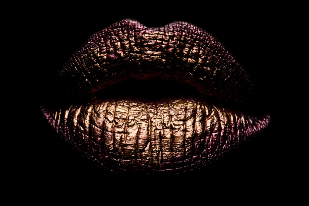 MONROE – EINFACH & Edle Wandgestaltung mit metallischem Effekt.